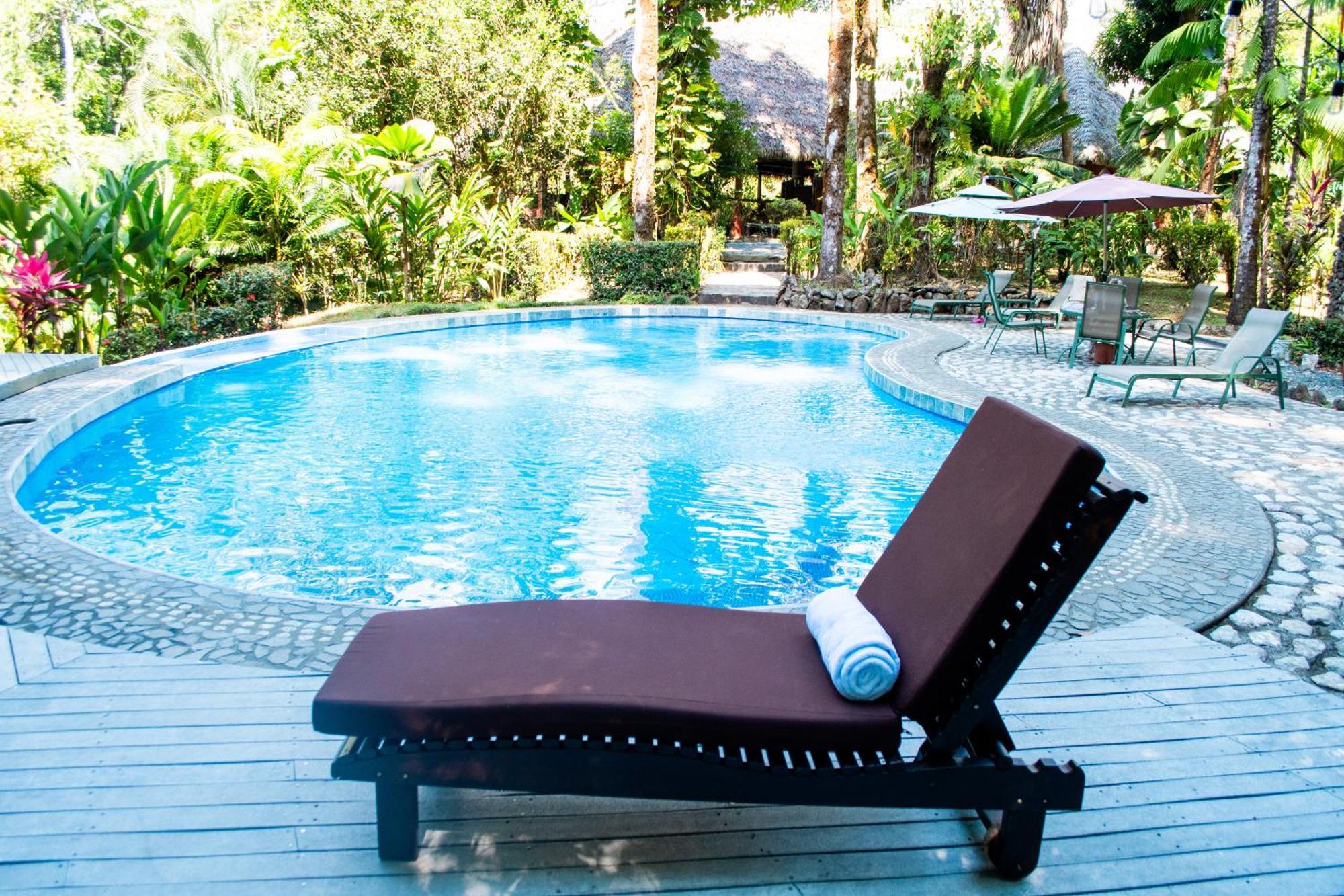 Luna Lodge Carate ภายนอก รูปภาพ